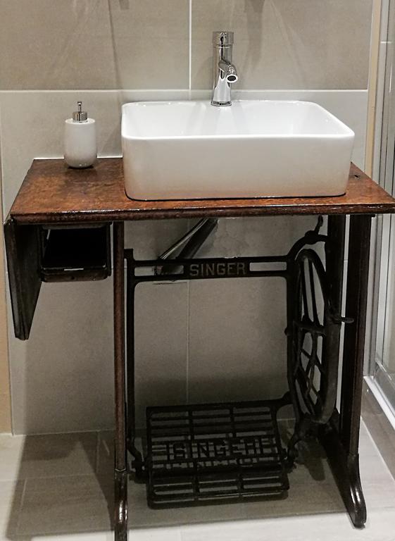 Montolieu Maison De Textile Apartment מראה חיצוני תמונה