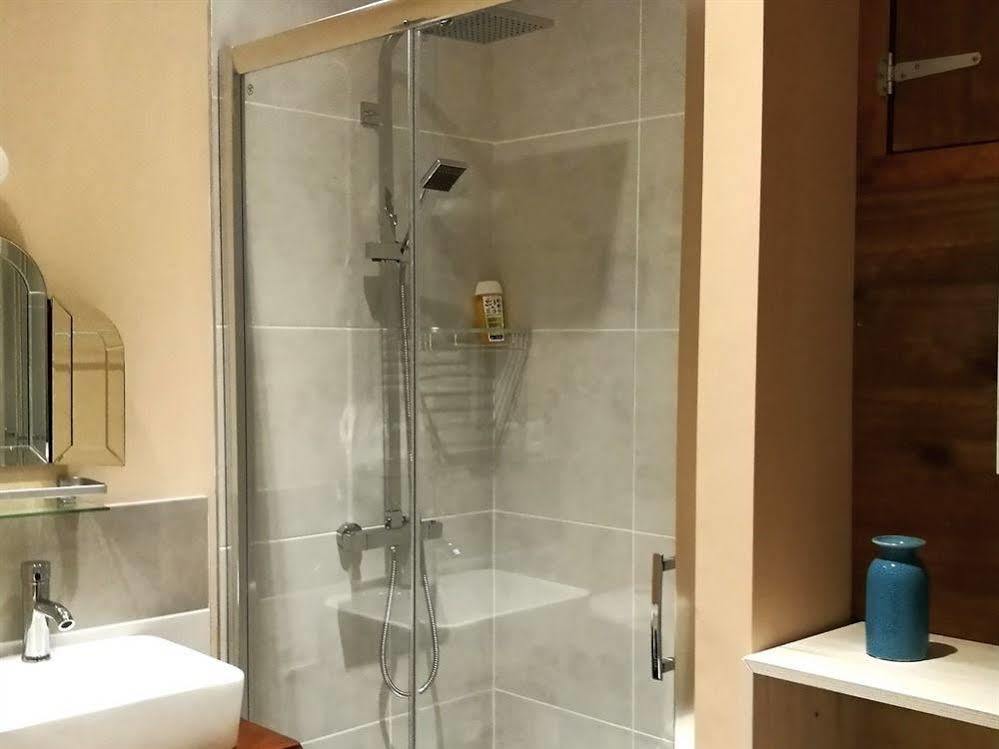 Montolieu Maison De Textile Apartment מראה חיצוני תמונה